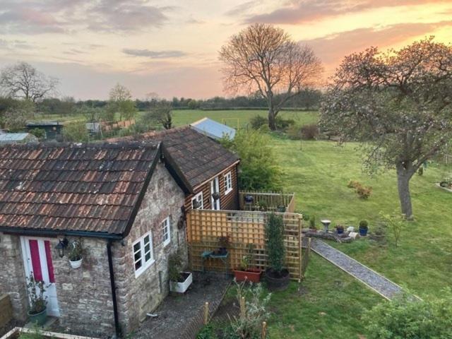 Cosy Studio Retreat In Wells, Somerset Exterior photo